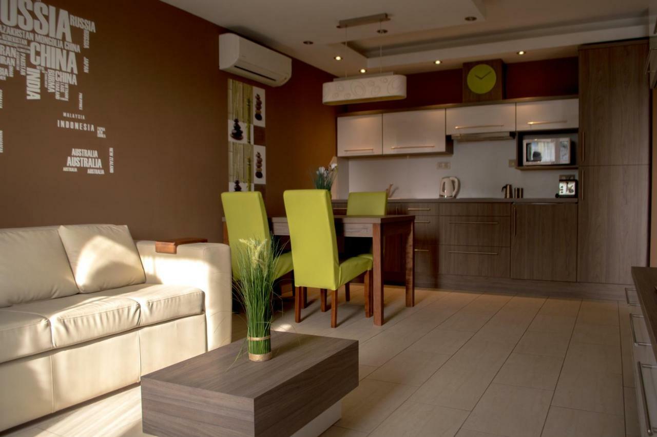 Appartamento Platina Apartman Sárvár Esterno foto