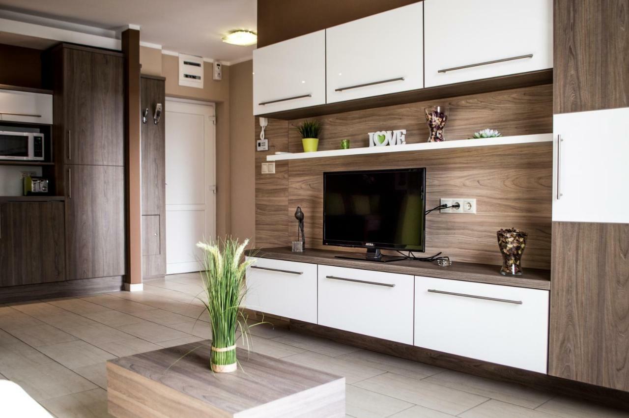 Appartamento Platina Apartman Sárvár Esterno foto